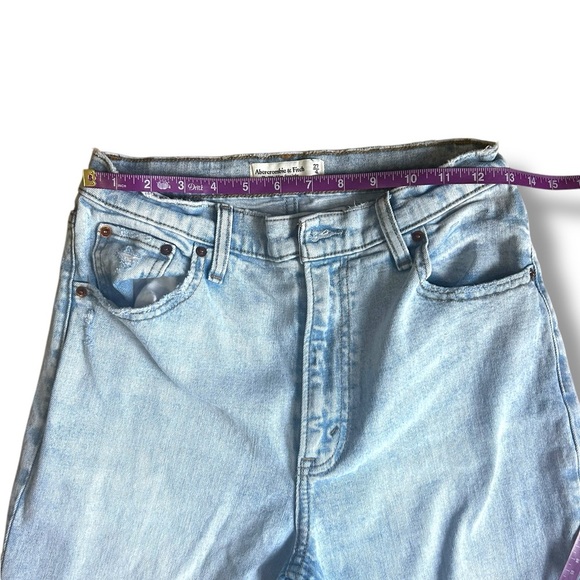 Abercrombie & Fitch Ultra High Rise 90’s Slim Straight Jeans Light Wash 27/4 L - Picture 13 of 16